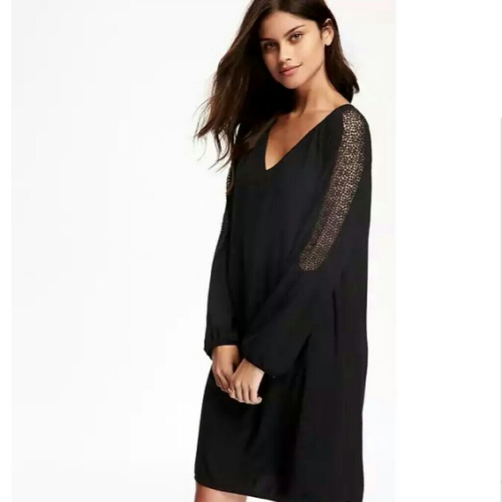 Old Navy Lace Sleeve New Black Shift Dress